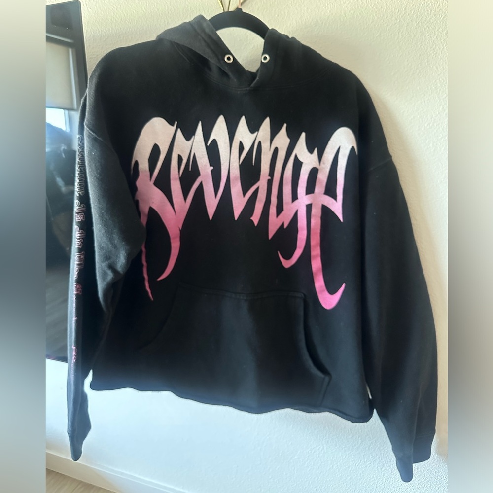 REVENGE WOMEN’S HOODIE BLACK/PINK **Authentic**size LARGE*used